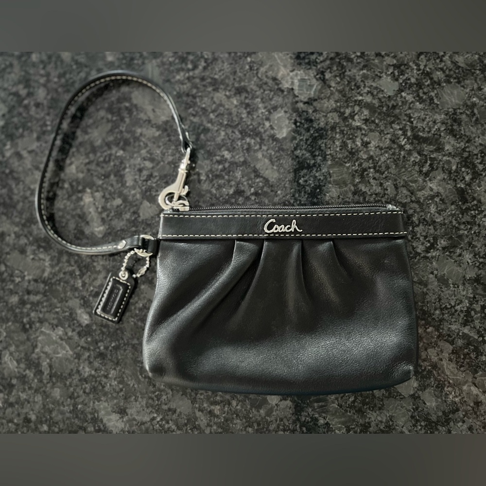 VINTAGE COACH F43431 BLACK PLEATED LEATHER WRISTLET POUCH BAG COIN PURSE